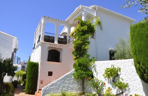 Nerja Villa | Villa individuelle avec piscine privée et vue mer / montagne dans le village d'El Capistrano