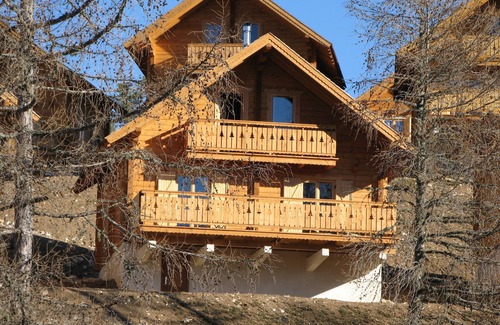 Le Devoluy Chalet De Ski | Chalet bois individuel, La Joue du Loup (à 200m à pied des pistes et commerces)