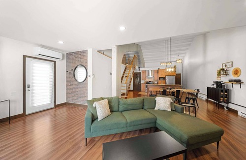Chateau-Richer Appartement | Detente au bord du fleuve | Condo with Spa