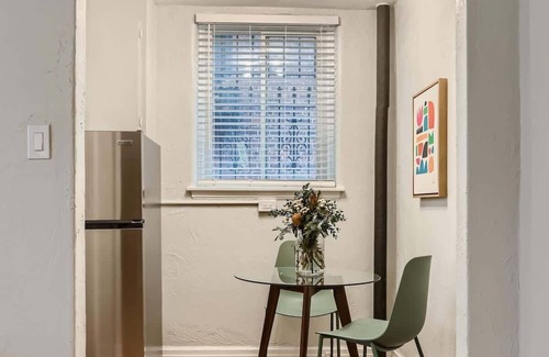 City Park Appartement | Detroit by Modern Midstay | On City Park! #T11