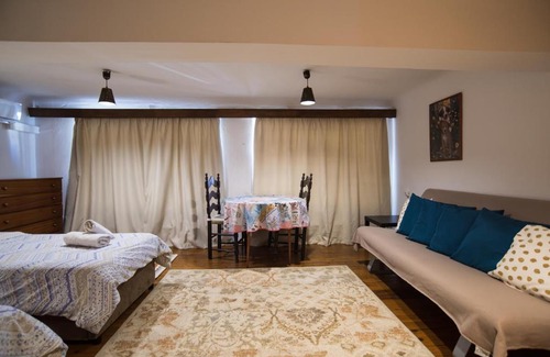 Arachova Appartement | Deucalion Stone Apartment in the Centre of Arachova