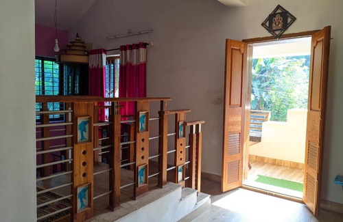 Chirayinkil Maison | Devi Homestay for Family and Ladies