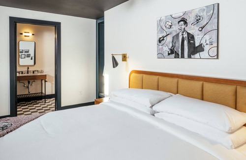 Faubourg Delassize Hôtel | Dew Drop Inn