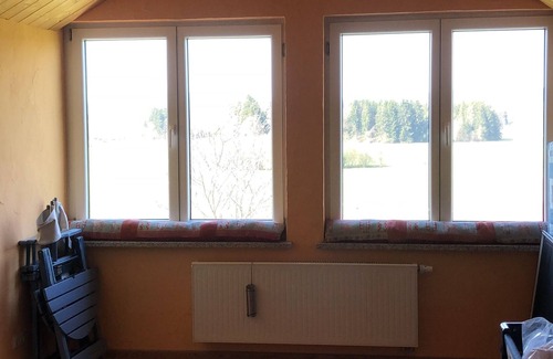 Sulzberg Appartement | Dexterzucht Allgäu, Rundflüge, Kutschfahrten, Großzügige Ferienwohnung