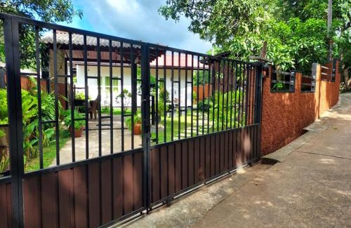 Devinuwara Hôtel | Dhanashi Villa Talalla