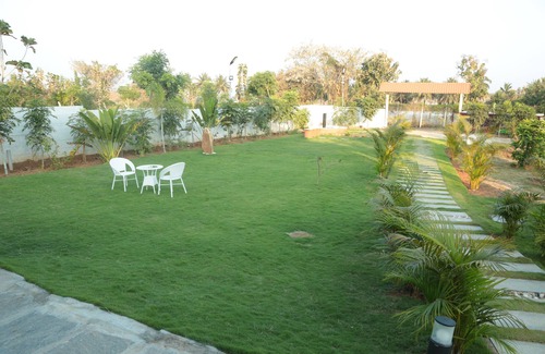 Denkanikota Villa | Dharmik Heritage Villa-Luxury Farmhouse near Bangalore