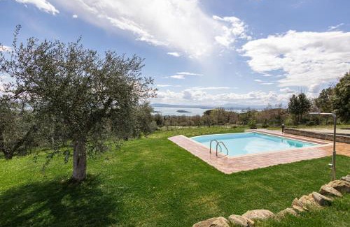 Tuoro sul Trasimeno Maison | Di Colle In Colle - Country House with Private Pool