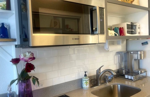 Waikiki Appartement | Diamond head & Ocean View ,Boutique-Style Condo in Paradise ,Airy Studio Lanai