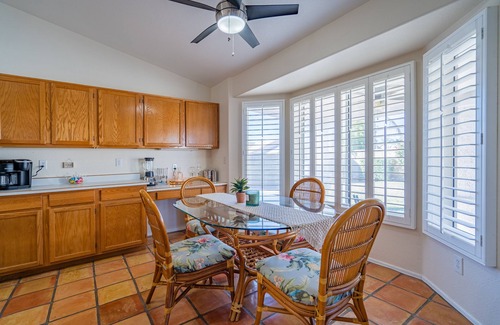 Bell Park Maison | Diamond in the Desert💎🏝HEATED/COOLED Pool and Spa NO EXTRA CHARGE