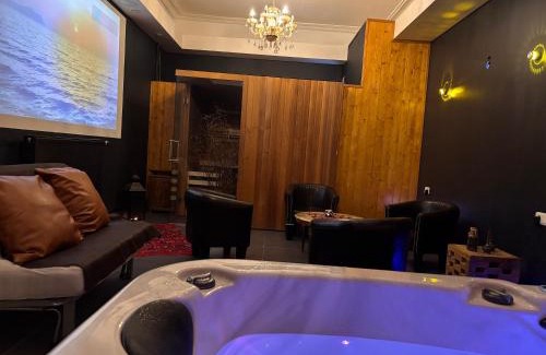 Roubaix Hôtel | Diane Luxury 1
