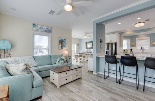 Cutthroat Harbor Estates Maison | Dickey's Dockside Retreat