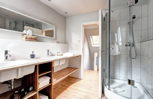 Ehlbeck Appartement | Die Alte Schule - newly renovated vacation apartment with breathtaking views