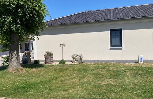 Dietfurt Appartement | Die Auszeiträumlichkeiten Liegen Mitten im Grünen, Etwas Außerhalb der Gemeinde Zell. Genießen Sie Entspannung pur mit Unbebauter Rundumsicht . Von der Wohnung aus Haben Sie Freie Sicht auf Unser Alpakagehege. Eine Gesc