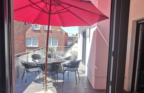 Esens Appartement | Die Terrassenwohnung " City " Mitten in Esens Verfügt Über 150qm Wohnfläche