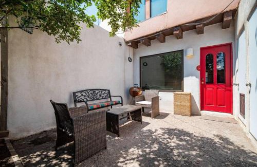 South Capitol Maison | Diego Getaway- Courtyard - 3BR & Office