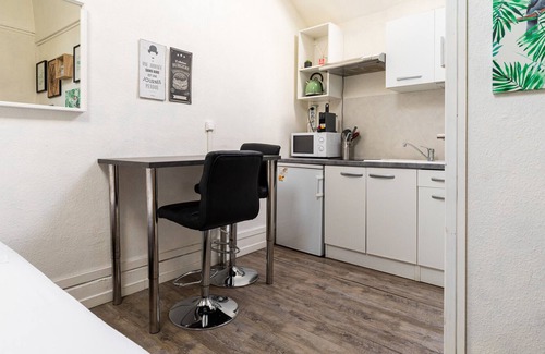 Moliere - Edgard Quinet Appartement | DIFY Cuvier - Saxe Roosevelt