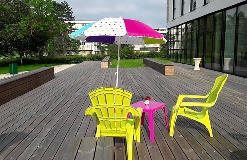 Dijon Hôtel | Dijon’s Ideal Room for Easygoing | Studio w/ Kitchenette | Free Offsite Parking