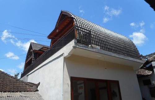 Sidemen Maison | Dika Homestay