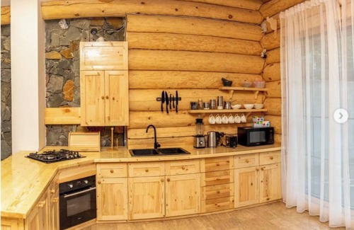 Dilijan Maison | Dilijan, Goshavank, BerlogaLogHouse