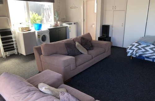 Waihi Beach Maison | Dillon Delight - Waihi Beach Bach