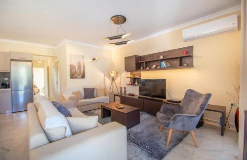 Agia Marina Maison | Dimitrios House - 2 Bedrooms & Cozy Atmosphere, by ZanteWize