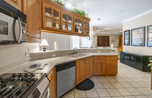 Starkville Maison | DIMJ Guesthouse Location #1