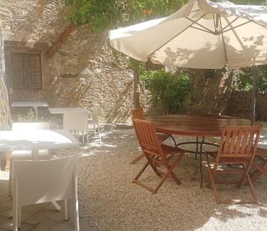 Valdicastello Carducci Lit Et Petit-Déjeuner | Dimora Carducci