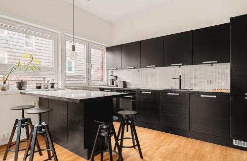 Arstad Appartement | Dinbnb Apartments I 78sqm for the family I Balcony & near the sea