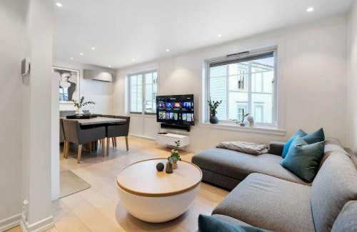Bergen City Centre Appartement | Dinbnb Homes I Historical 1850 House