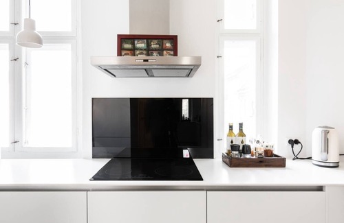 Copenhagen City Centre Appartement | Dinesen Collection Condo by Royal Theatre