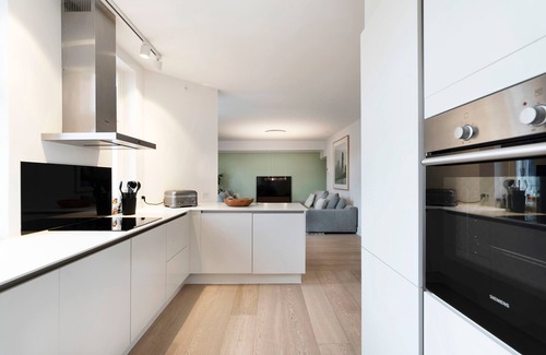 Copenhagen City Centre Appartement | Dinesen Collection Condo by Royal Theatre