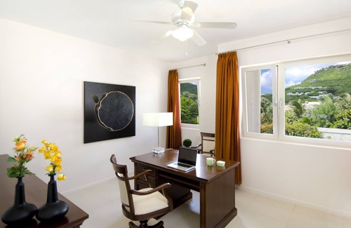 Upper Prince's Quarter Villa | Beachfront 6 BR Luxueuse Villa ORCHID Guana Bay Beach