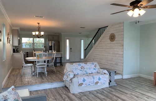Spring Hill Maison | Direct Gulf Access Home w/ Floating Dock and Pool