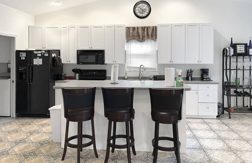 Pine Island Center Maison | Direct Gulf Access Island Retreat - Boat Lift, No Bridges, Convenient Location!