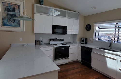 Southend Maison | Direct Oceanfront Home, endroit calme mais proche de tout