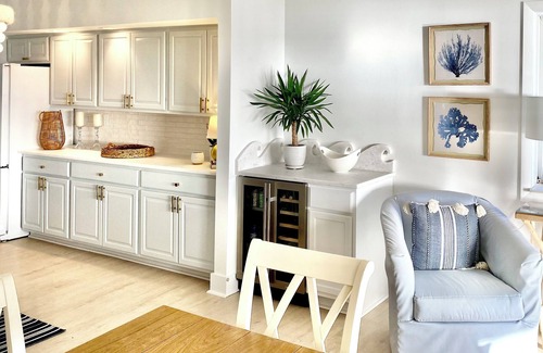 South Bethany Maison | DIRECT OCEANFRONT House, interior renovation 2022; VERY RARELY RENTEDor occupied