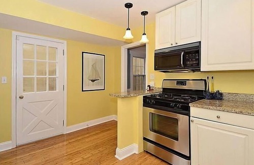 Historic District Maison | Meilleur emplacement. Meilleur prix. En face de la porte un et à quelques pas du front de mer