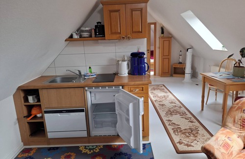 Alt Gaarz Appartement | Directly on the cliffs with beach access, beautiful nature in a quiet location.
