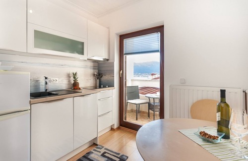 Baska Appartement | Directement au bord de la mer Adriatique cristalline