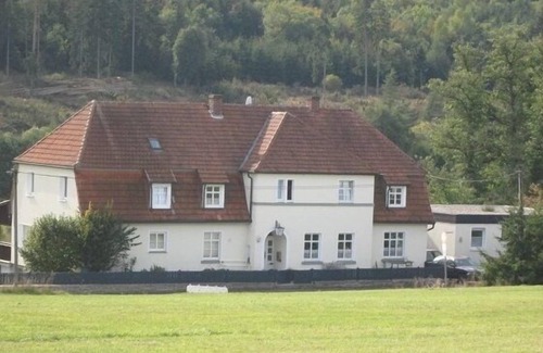 Glindfeld Appartement | Dans la baie de Medebacher. Idéal pour les familles, les propriétaires de chiens, les randonneurs et les cyclistes