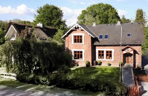 Oberndorf Maison | Direkt am Deich Großes Haus für 2 Familien, Haustiere, Wallbox, 2900qm Grundstk