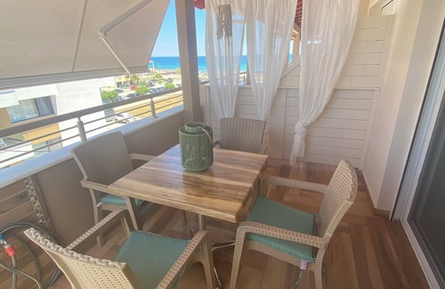 Leptokaria Appartement | Direkt am Meer, Neubau, 2-zimmer, Küche und Bad