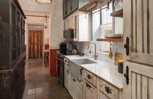 Barrio Historico Maison | DISCOUNT @ Ochoa Casita - Barrio Viejo designer