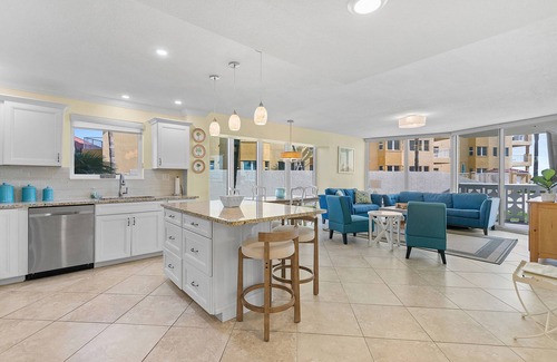 New Smyrna Beach Copropriété | ☀️Discounted Rates | Oceanfront with Awesome Views | Golden Arms 101☀️
