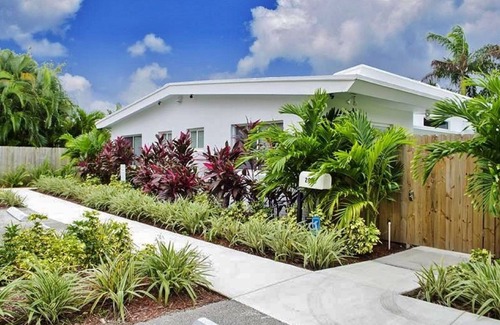 Dolphin Isles Maison | DUPLEX EST: À TRAVERS L'OCÉAN, GRANDE BAISSE HEBDOMADAIRE!NOUVEAU!