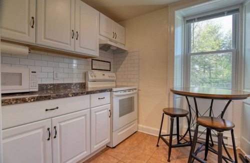 Perryville Appartement | Discounted Stays | 1BR | Dog-Friendly | King | A/C