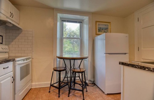 Perryville Appartement | Discounted Stays | 1BR | Dog-Friendly | King | A/C