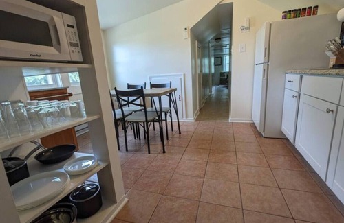 Perryville Appartement | Discounted Stays | 2BR | Dog-Friendly | King | A/C