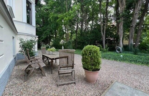 Bad Doberan Appartement | Discover a little paradise in a park-like garden in the heart of Bad Doberan in a beautiful villa