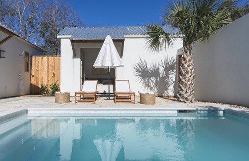 Arp Maison | Discover Elegance at Wildfeather Retreat!